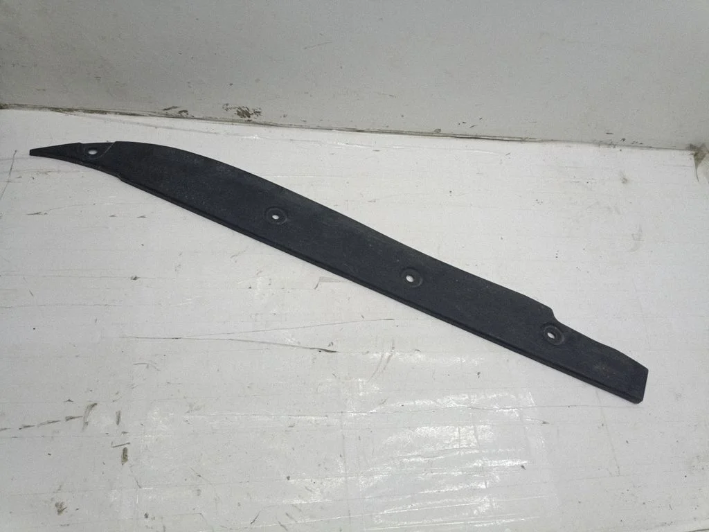 Fender end trim – Porsche Cayenne (92A) (2010-2017)