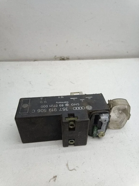 Coolant fan relay – Volkswagen Golf III (1992-1997)