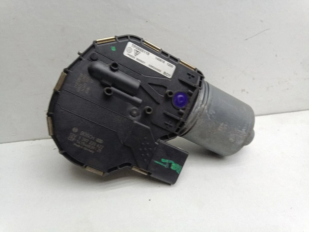 Wiper motor – Porsche Cayenne (92A) (2010-2017)