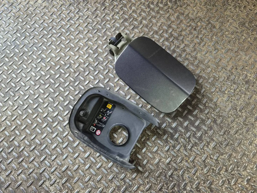 Fuel tank cap