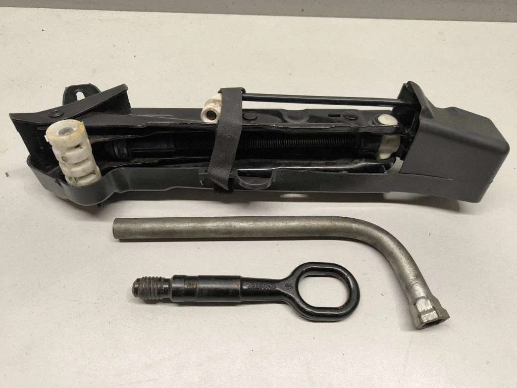 Tööriistakomplekt – Audi A6 S6 C7 4G (2011-2018)