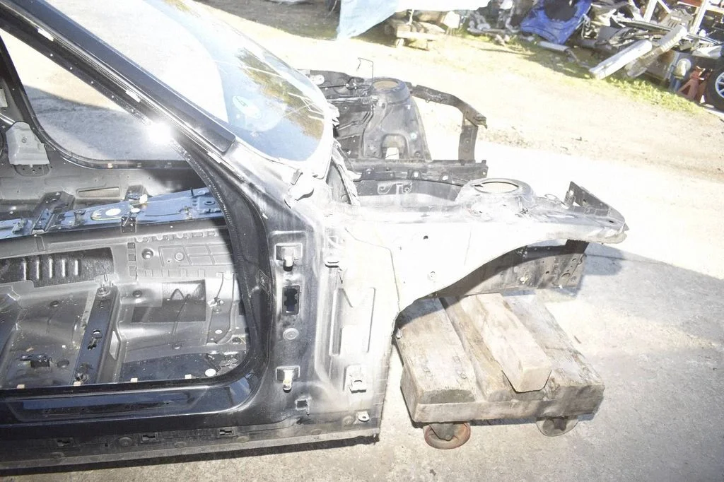 Esimene küljepaneel – BMW 3-seeria F30 F35 F31 (2012-2018)