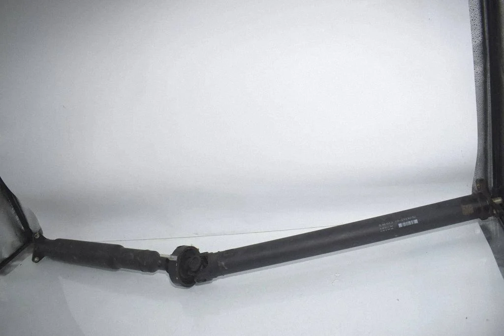 Middle center prop shaft 7609365