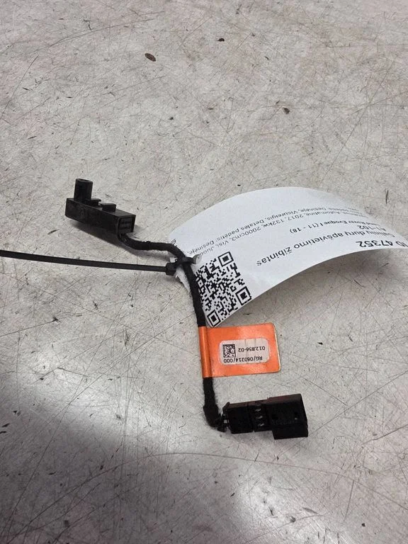 Rear door interior light – Land Rover Evoque I (2011-2018)