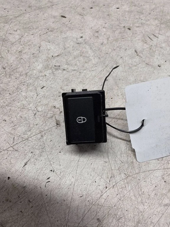 Central locking switch button – Jaguar XF X260 (2015-)