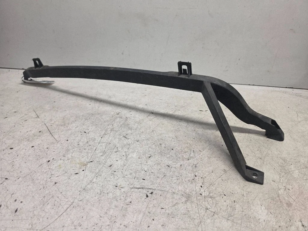 Radiator mount bracket – Volkswagen Sharan (1996-2000)