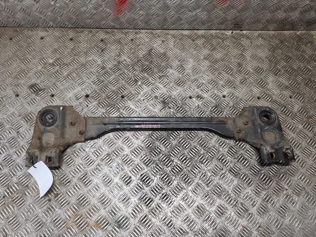 Bottom radiator support slam panel – Land Rover Evoque I (2011-2018)