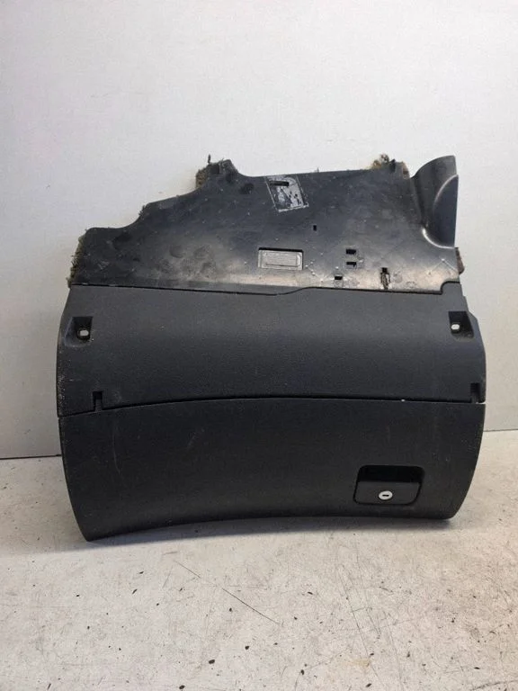 Glove box 4B1857035E