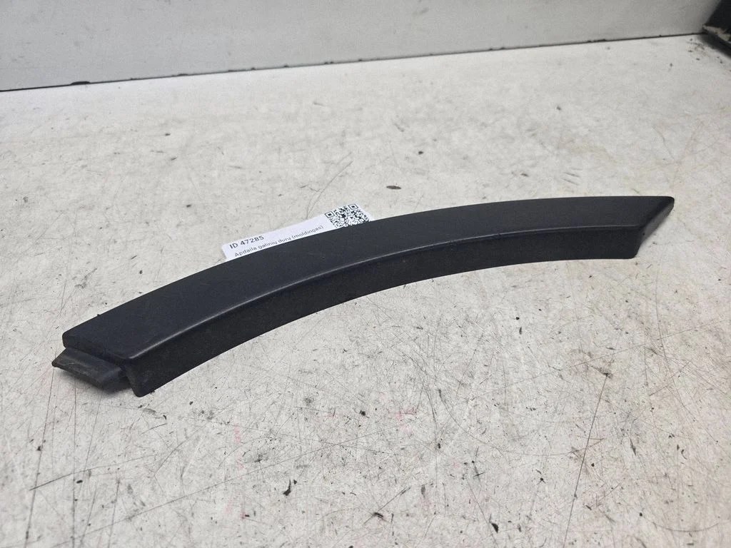 Tagaukse liist (mold) – Land Rover Evoque I (2011-2018)