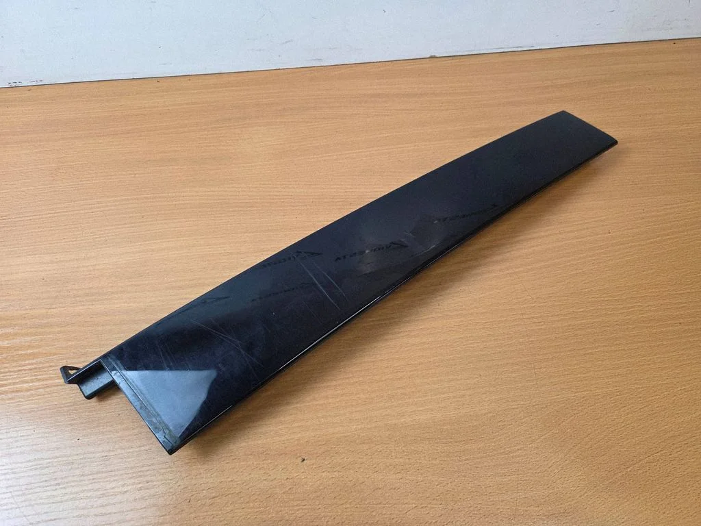 Tagaukse liist (mold) – Citroen C4 II Picasso (2013-2018)