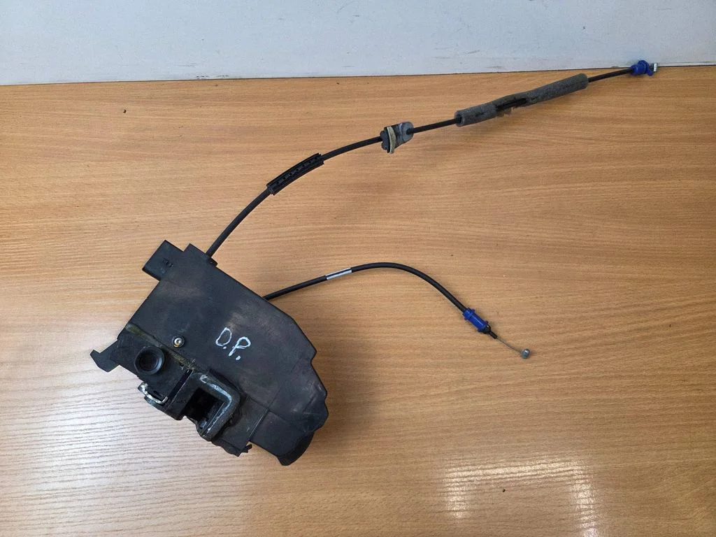 Esiukse lukk – Citroen C4 II Picasso (2013-2018)