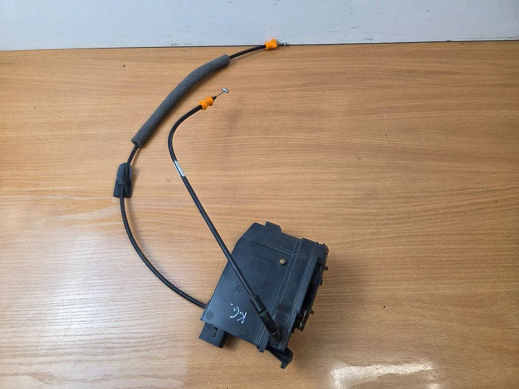 Tagaukse lukk – Citroen C4 II Picasso (2013-2018)
