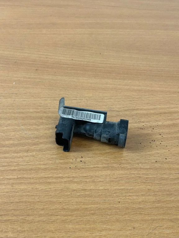 Oil pressure sensor – Citroen C4 II Picasso (2013-2018)