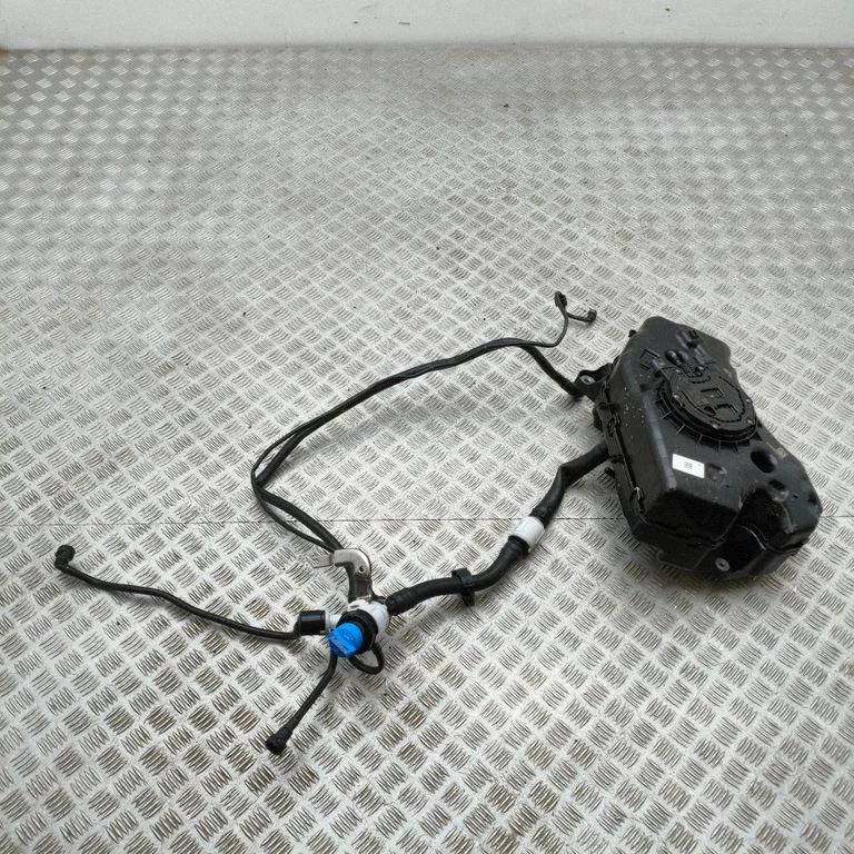 Zbiornik AdBlue 7418879