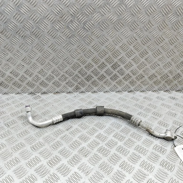 Kliimaseadme toru / voolik 95B260701D