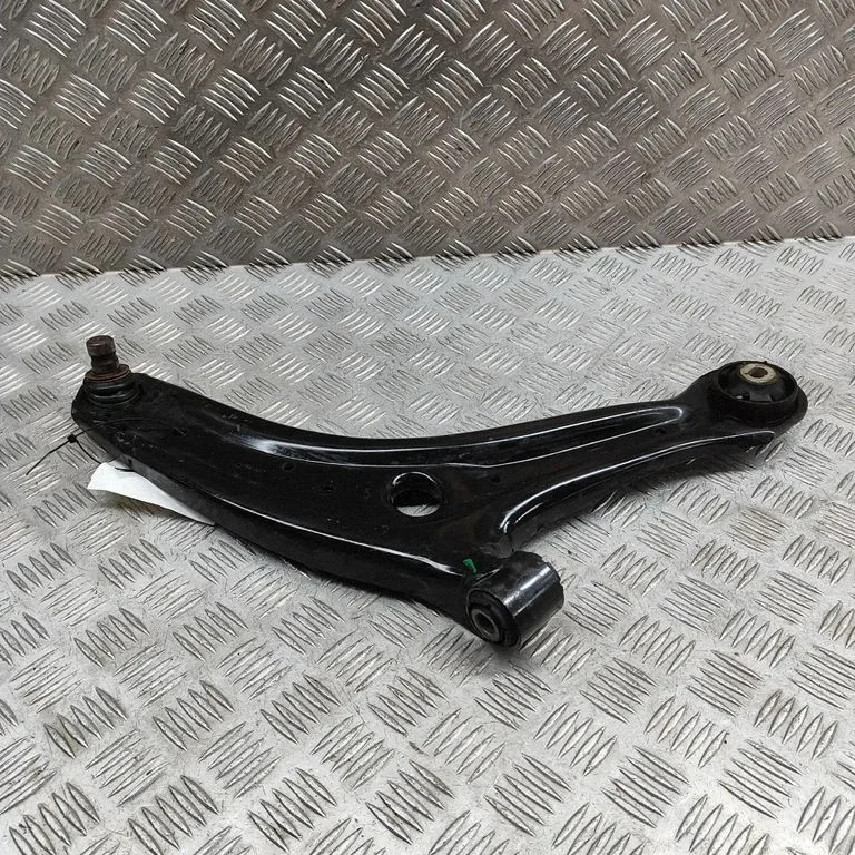 Front lower control arm/wishbone L1TC3042AB – Ford Puma (2019-)