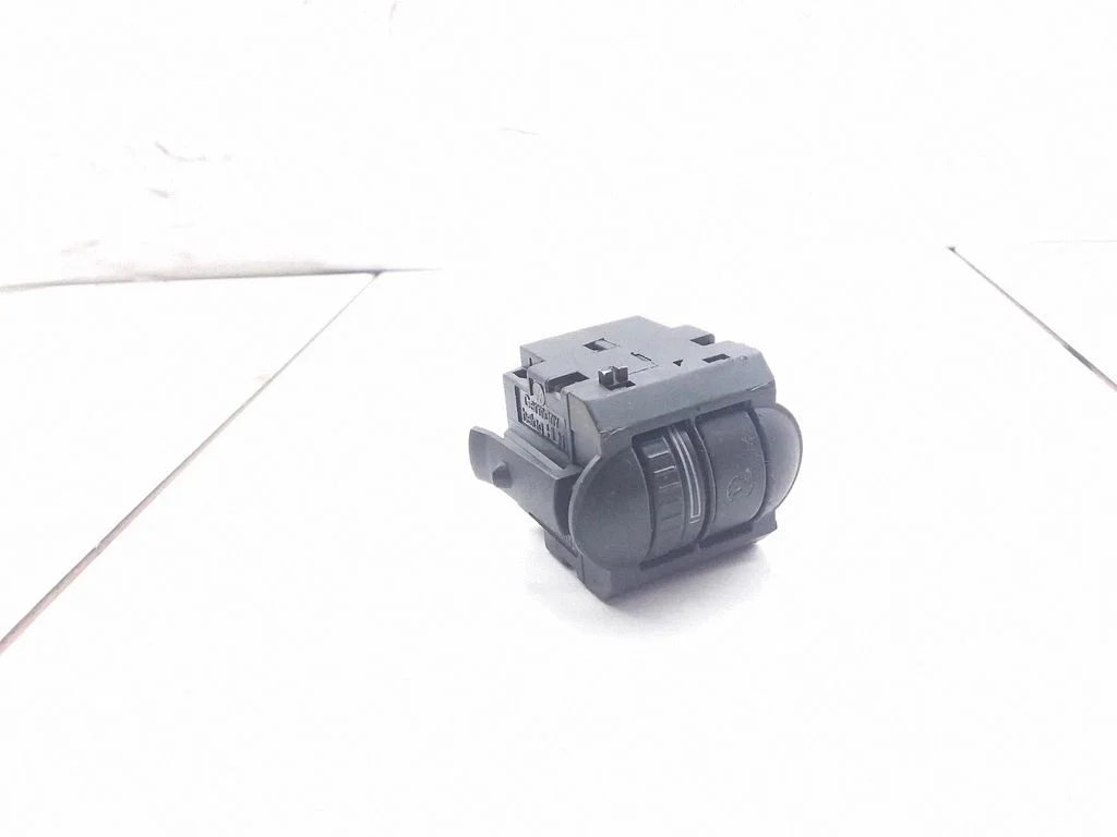 Headlight level height control switch