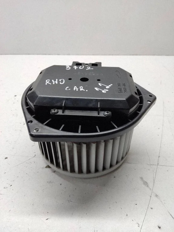 Heater fan/blower 3K01330352