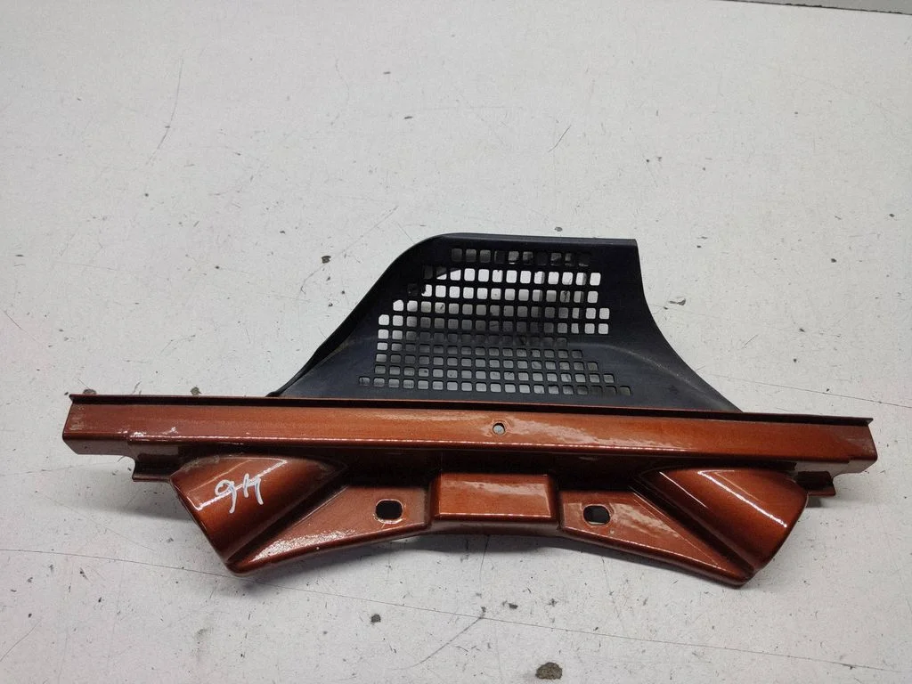 Wiper trim 668101EP0A