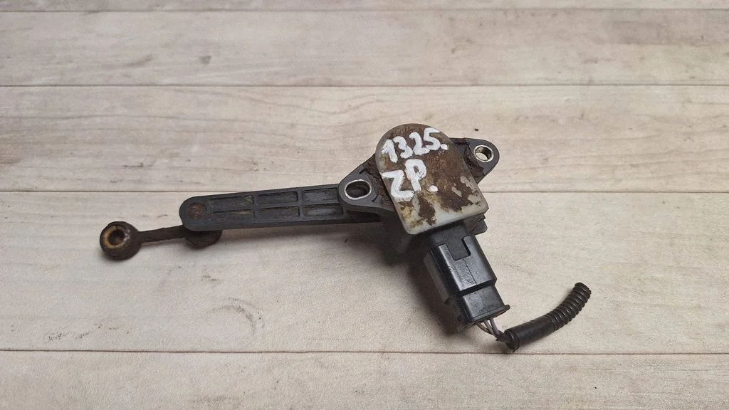Tagumise õhkvedrustuse kõrgusandur – Citroen C4 Grand Picasso (2007-2013)