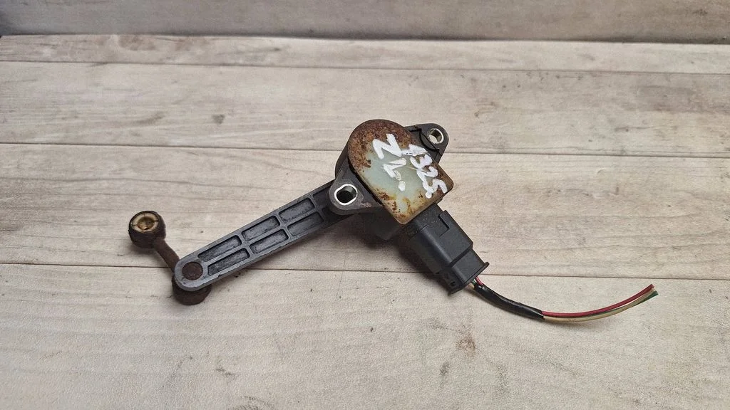 Tagumise õhkvedrustuse kõrgusandur – Citroen C4 Grand Picasso (2007-2013)