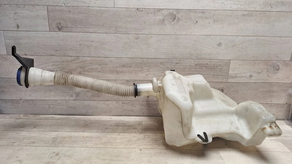 Windshield washer fluid reservoir/tank 9671567780