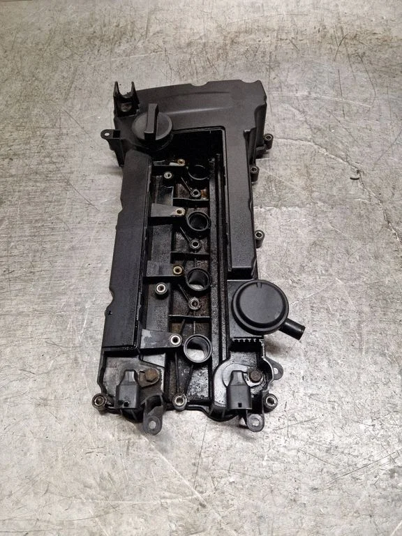 Rocker cam cover – SsangYong Tivoli (2015-)