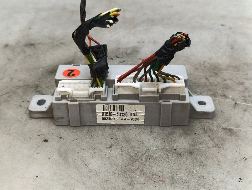Door central lock control unit/module – KIA Ceed (2006-2012)