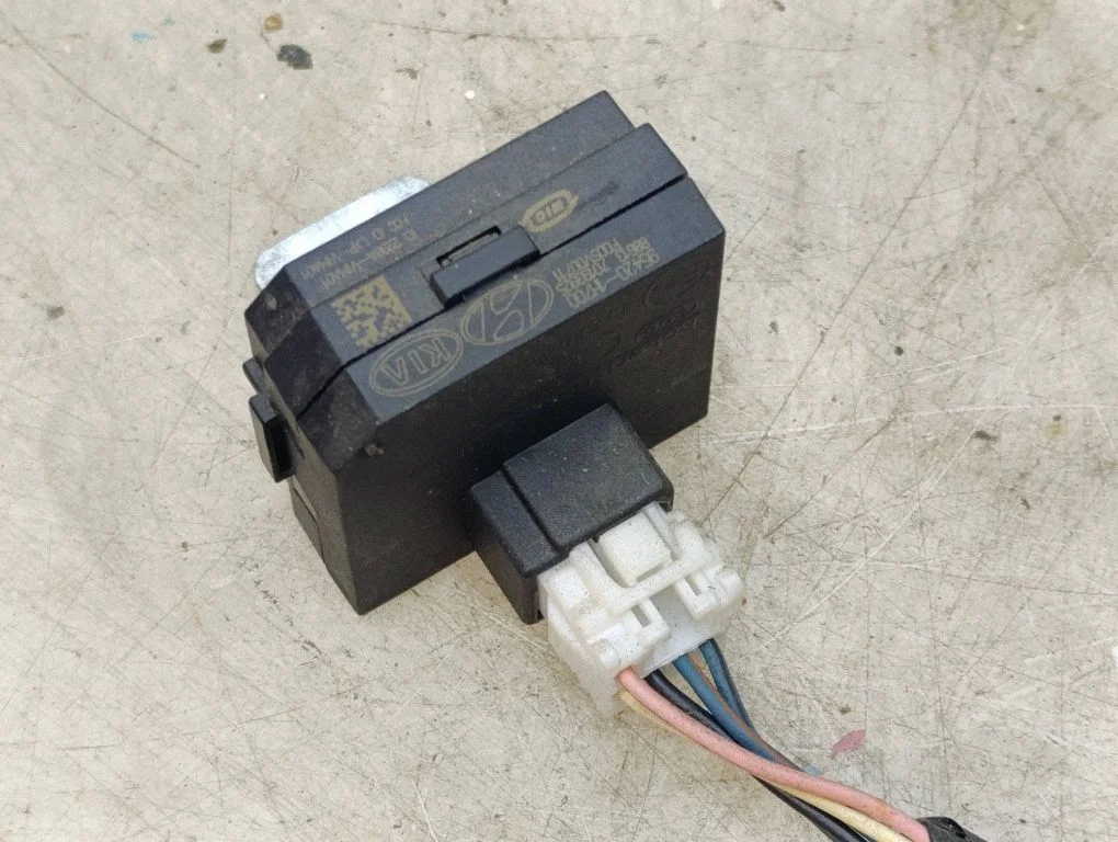 Immobilizer control unit/module 954201H700