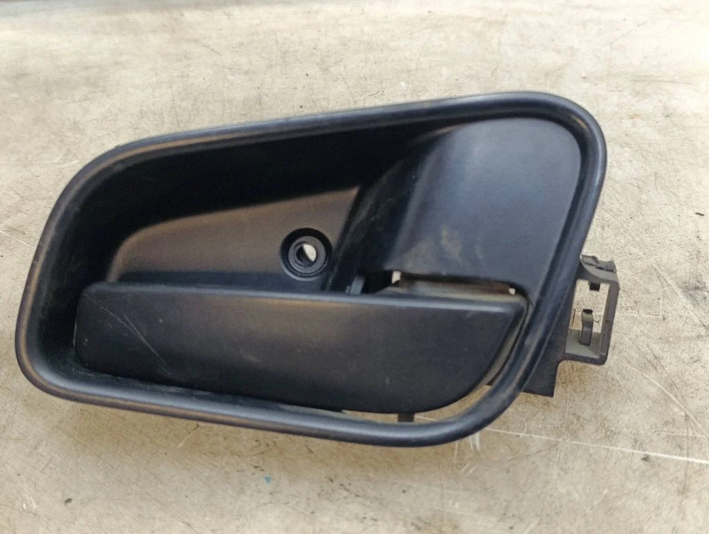 Front door interior handle