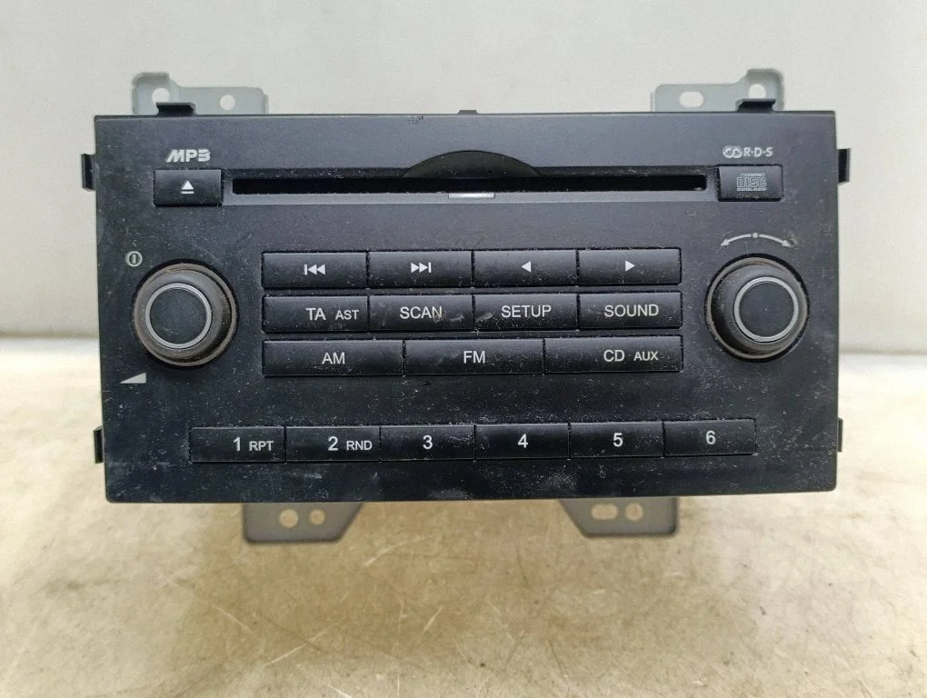 Raadio / CD/DVD-mängija / navigatsioon – KIA Ceed (2006-2012)