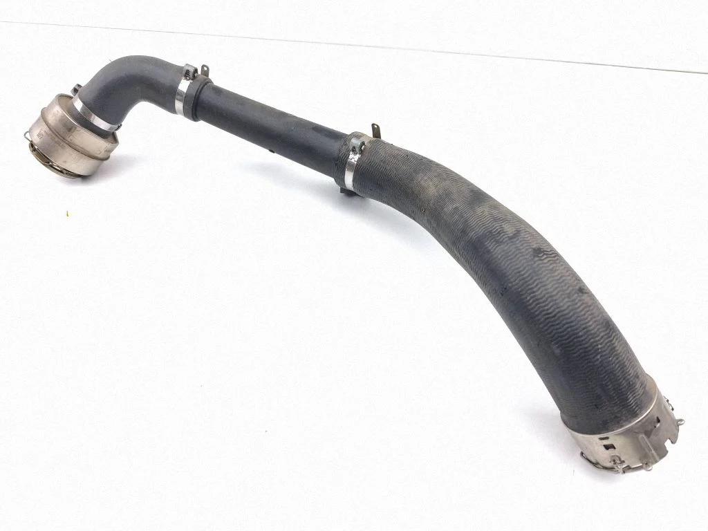 Intercooler hose/pipe 144609120R