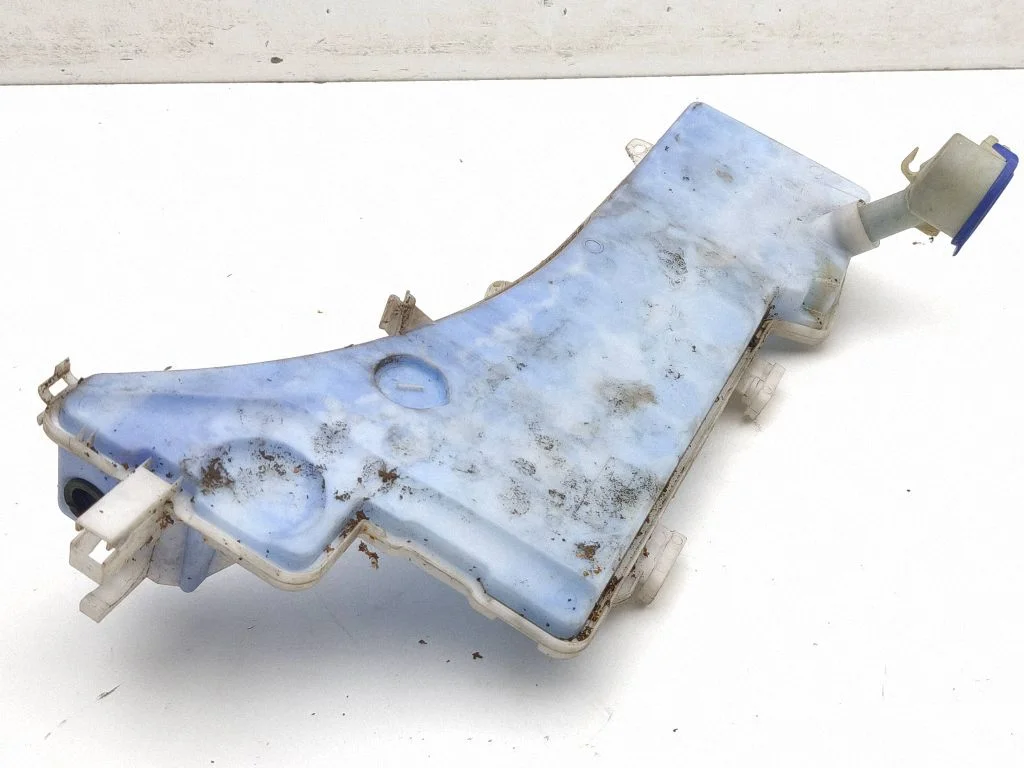 Windshield washer fluid reservoir/tank 9815637380