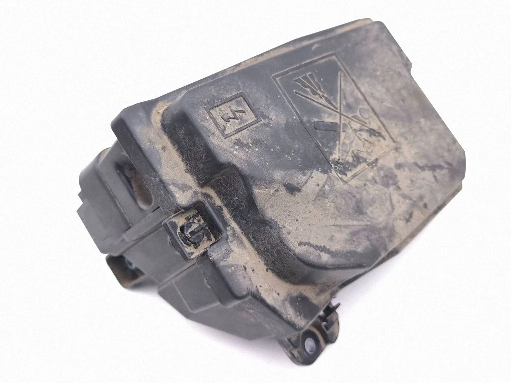 Fuse module 284C03643R