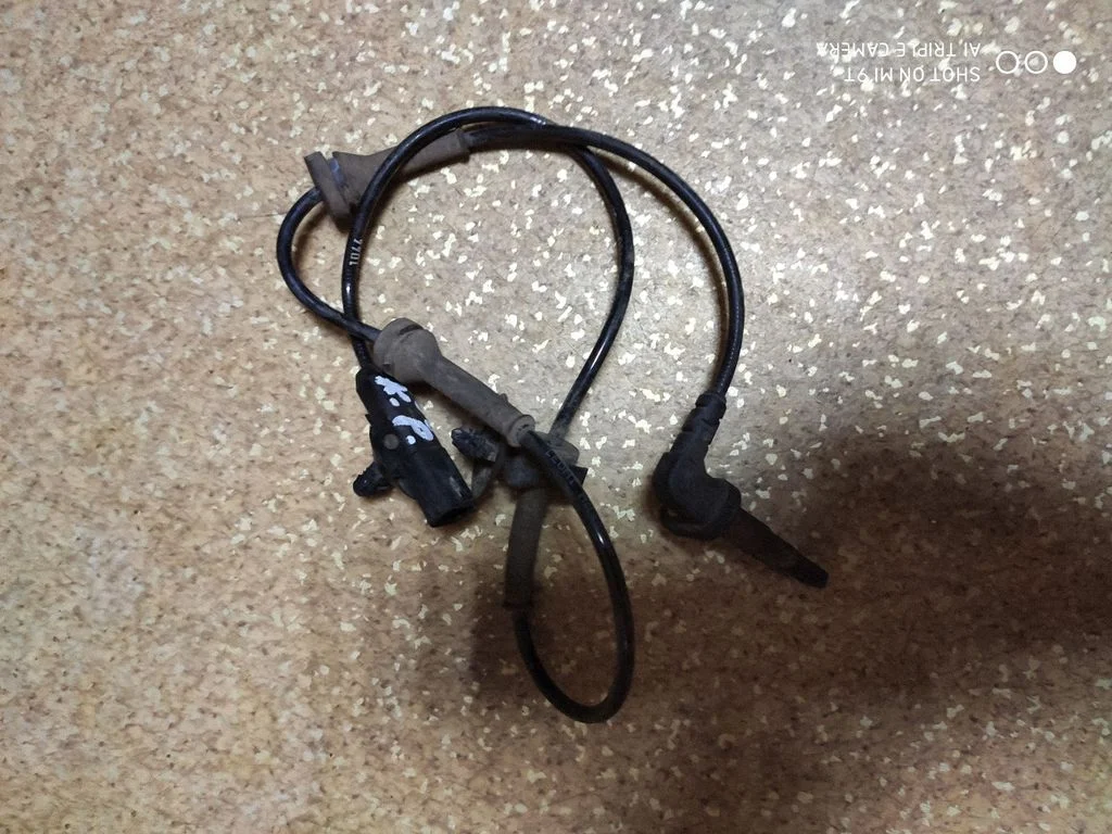 ABS brake wheel speed sensor 8200735314