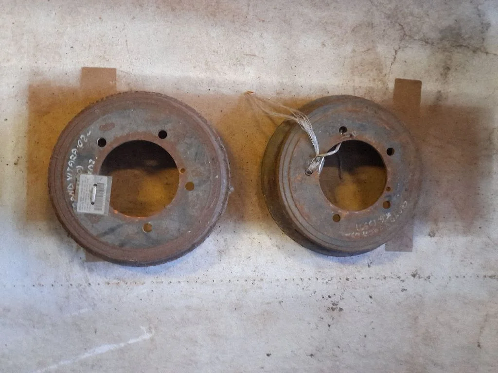 Drum brake (rear) – Suzuki Grand Vitara I (1998-2005)