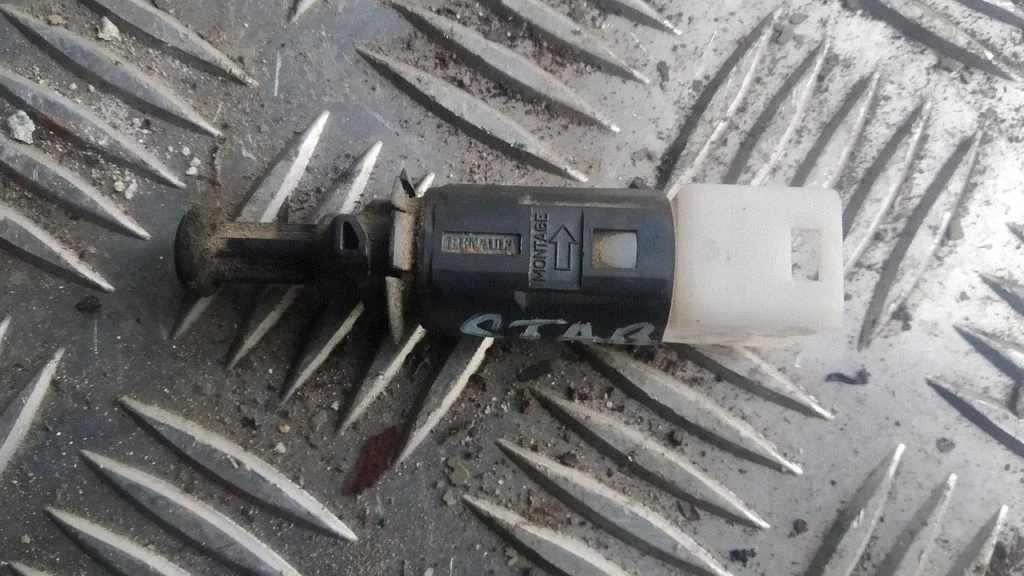 Brake pedal sensor switch 414988