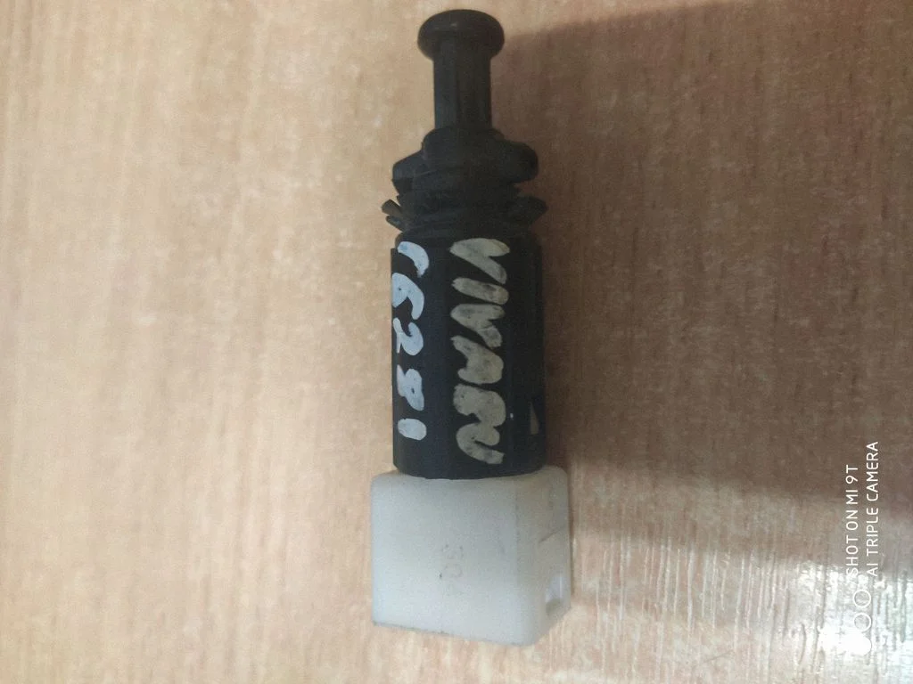Bremžu pedāļa sensors – Opel Vivaro (2001-2014)