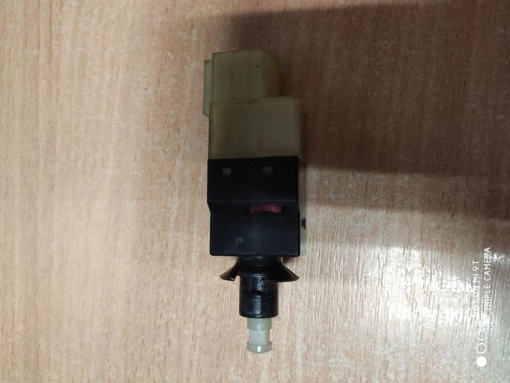 Brake pedal sensor switch A0015456709