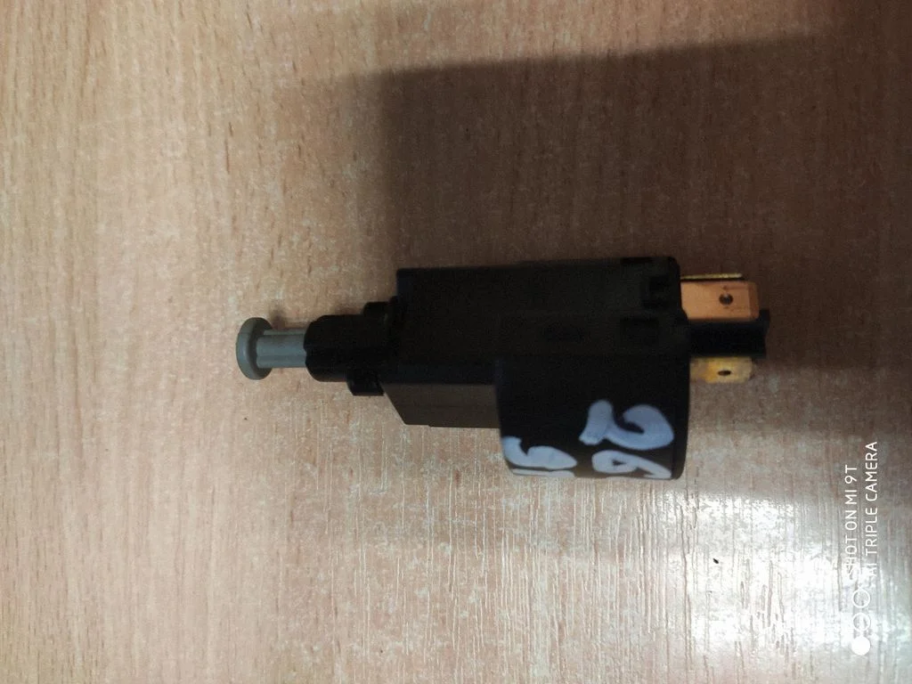 Brake pedal sensor switch