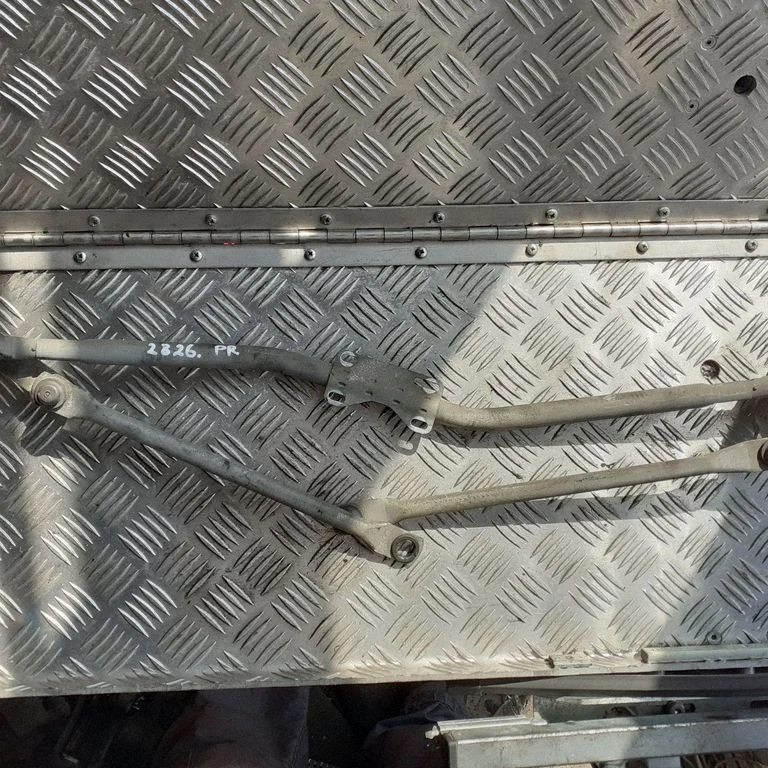 Front wiper linkage and motor 179188
