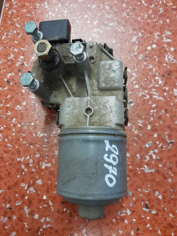 Wiper motor – Volkswagen Passat B5.5 (2001-2005)