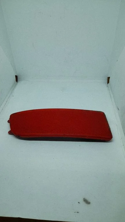 Rear tail light reflector A9068260040