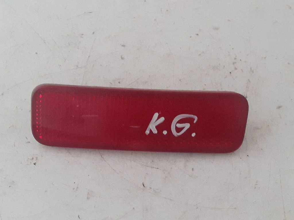 Rear tail light reflector – Ford Transit Custom (2013-2023)