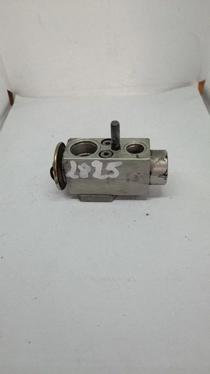 Air conditioning (A/C) expansion valve A2308300184