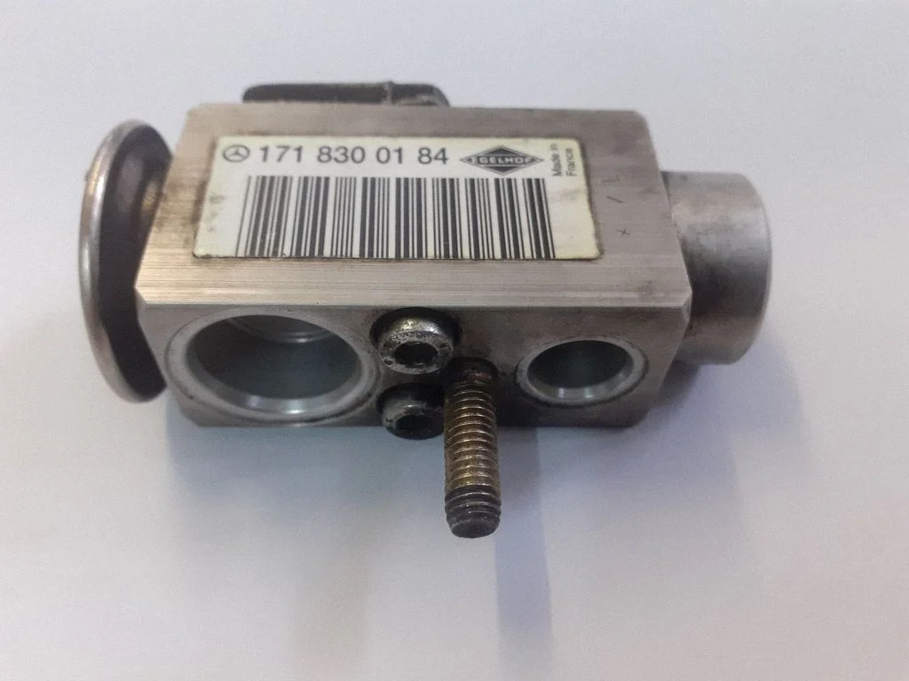 Air conditioning (A/C) expansion valve 1718300184