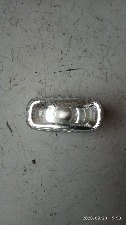 Front fender indicator light – Audi A6 Allroad C5 (1999-2005)