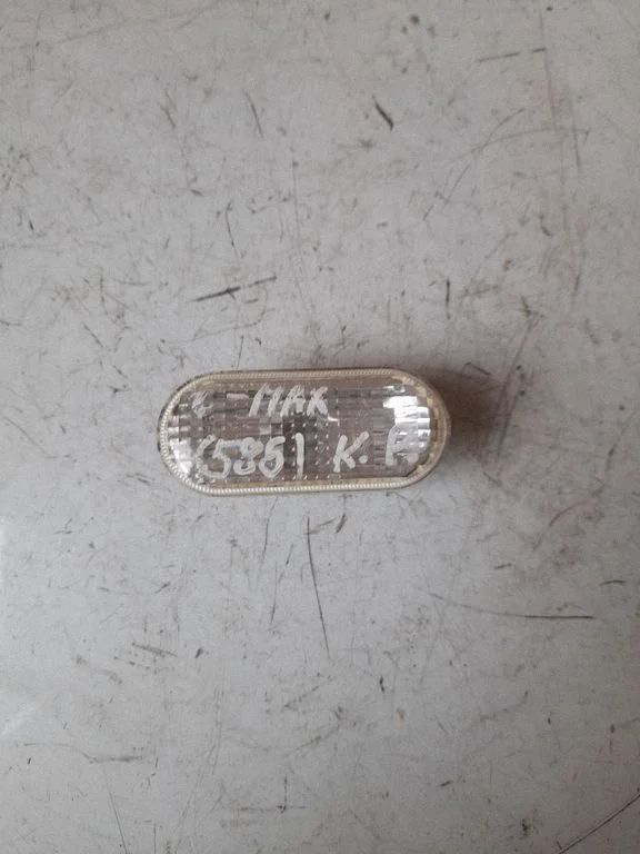 Poritiiva suunatuli – Ford Focus C-MAX (2003-2010)