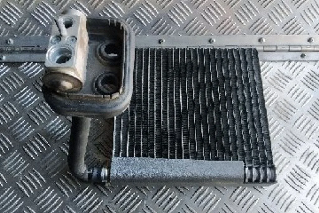 Kliimaseadme radiaator (salongis)