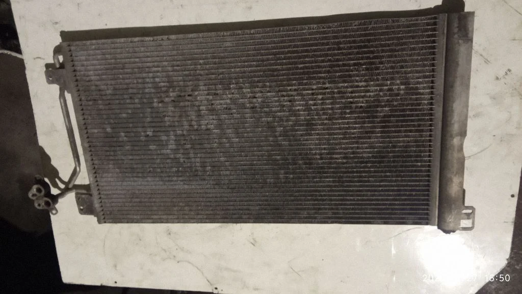 A/C cooling radiator (condenser) – Volkswagen Transporter - Caravelle T5 (2003-2015)